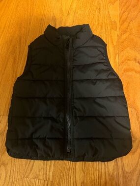 GAP Black Quilted Puffer Vest for Kids